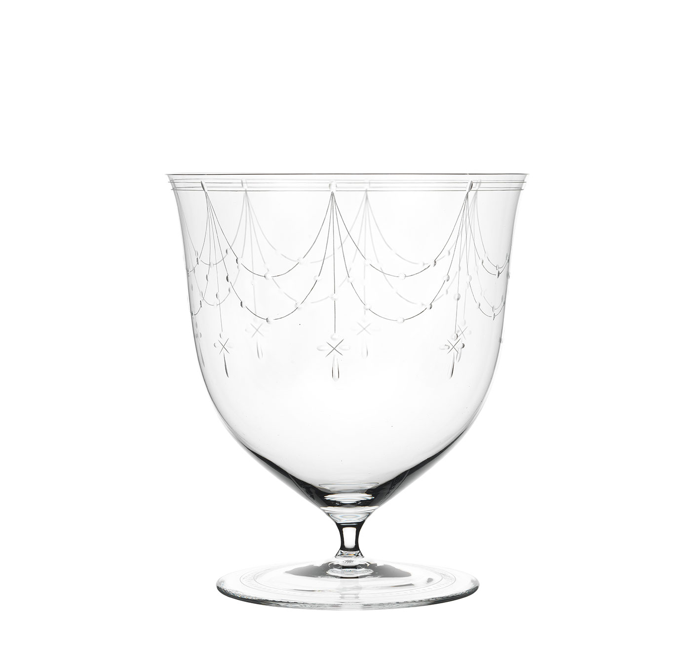 3238254_LOBMEYR_TS238GR_Vase_on_stem_Drinking_set_no.238_-_Patrician_1.jpg 3238254_LOBMEYR_TS238GR_Vase_on_stem_Drinking_set_no.238_-_Patrician_1.jpg